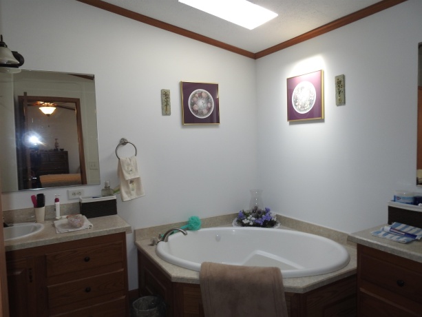 537 Park, BELVIDERE, Illinois 61008, 3 Bedrooms Bedrooms, ,2 BathroomsBathrooms,House,For Sale,Park,202602007