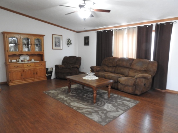 537 Park, BELVIDERE, Illinois 61008, 3 Bedrooms Bedrooms, ,2 BathroomsBathrooms,House,For Sale,Park,202602007