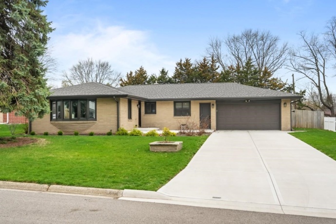 822 PRESTWICK, ROCKFORD, Illinois 61107, 4 Bedrooms Bedrooms, ,2 BathroomsBathrooms,House,For Sale,PRESTWICK,202602012