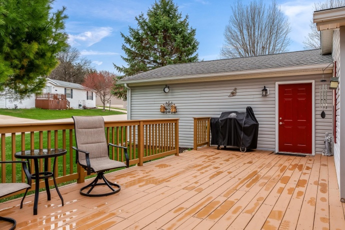 8401 TAMARACK, MACHESNEY PARK, Illinois 61115, 4 Bedrooms Bedrooms, ,2 BathroomsBathrooms,House,For Sale,TAMARACK,202602013