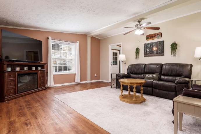 8401 TAMARACK, MACHESNEY PARK, Illinois 61115, 4 Bedrooms Bedrooms, ,2 BathroomsBathrooms,House,For Sale,TAMARACK,202602013