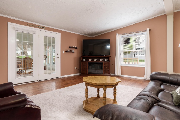 8401 TAMARACK, MACHESNEY PARK, Illinois 61115, 4 Bedrooms Bedrooms, ,2 BathroomsBathrooms,House,For Sale,TAMARACK,202602013