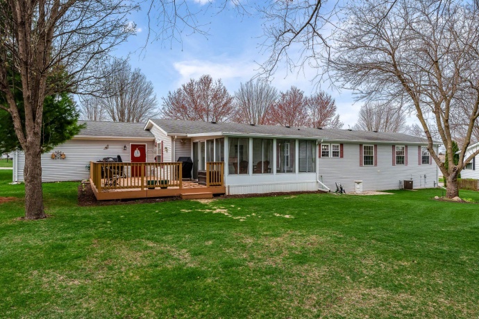 8401 TAMARACK, MACHESNEY PARK, Illinois 61115, 4 Bedrooms Bedrooms, ,2 BathroomsBathrooms,House,For Sale,TAMARACK,202602013