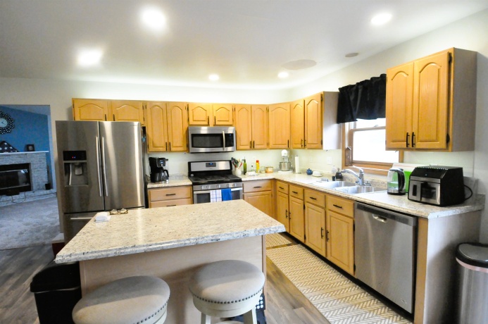 164 COLUMBIA, POPLAR GROVE, Illinois 61065, 3 Bedrooms Bedrooms, ,2 BathroomsBathrooms,House,For Sale,COLUMBIA,202602014