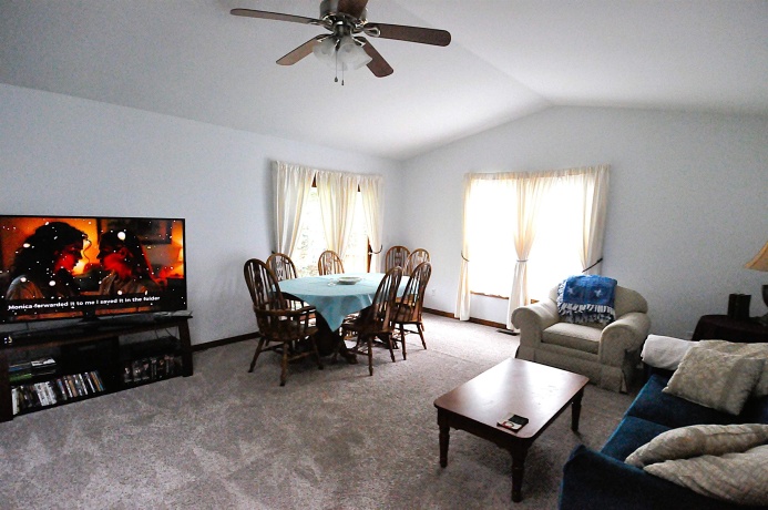 164 COLUMBIA, POPLAR GROVE, Illinois 61065, 3 Bedrooms Bedrooms, ,2 BathroomsBathrooms,House,For Sale,COLUMBIA,202602014