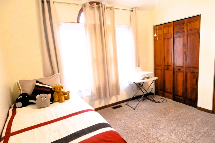 164 COLUMBIA, POPLAR GROVE, Illinois 61065, 3 Bedrooms Bedrooms, ,2 BathroomsBathrooms,House,For Sale,COLUMBIA,202602014