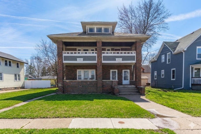 1507-09 16th, ROCKFORD, Illinois 61109, ,2 Units,For Sale,16th,202602018