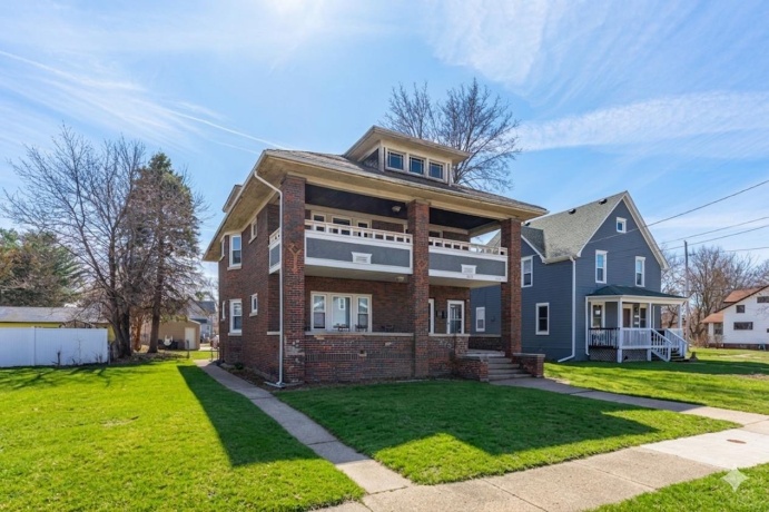 1507-09 16th, ROCKFORD, Illinois 61109, ,2 Units,For Sale,16th,202602018