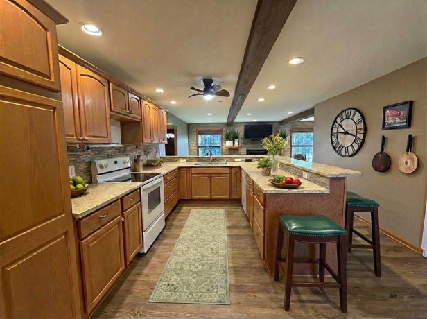 217 Franklin, ROCKTON, Illinois 61072, 3 Bedrooms Bedrooms, ,2 BathroomsBathrooms,House,For Sale,Franklin,202600937