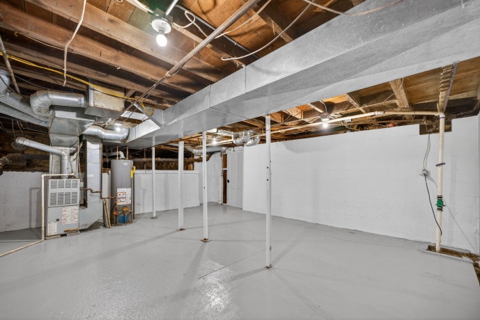 406 LAUREL, BELVIDERE, Illinois 61008, 3 Bedrooms Bedrooms, ,2 BathroomsBathrooms,House,For Sale,LAUREL,202601495