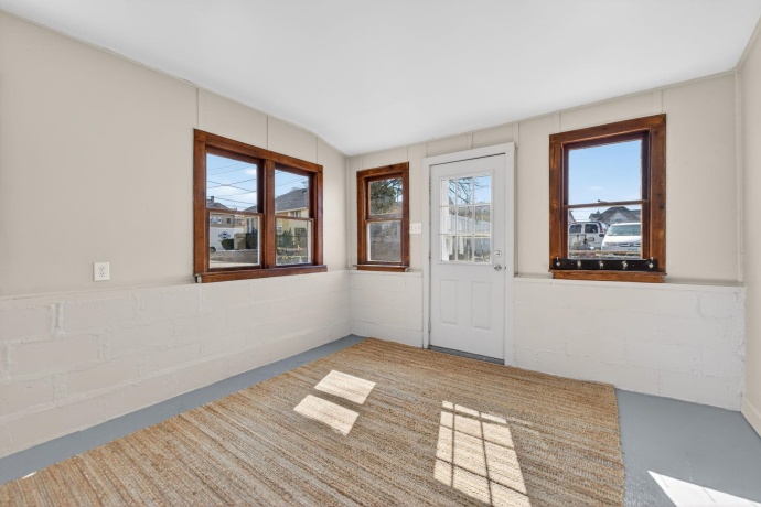 406 LAUREL, BELVIDERE, Illinois 61008, 3 Bedrooms Bedrooms, ,2 BathroomsBathrooms,House,For Sale,LAUREL,202601495