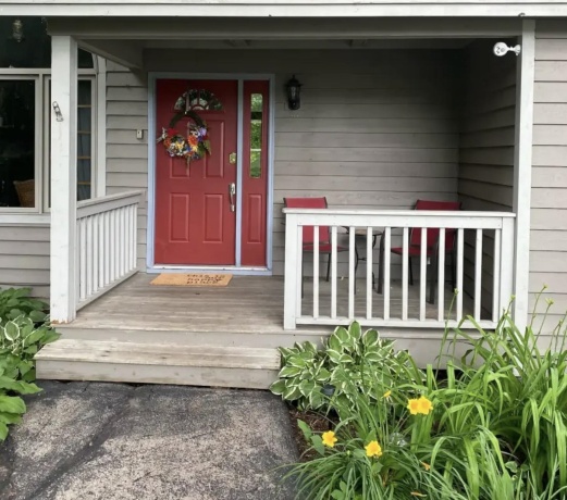 2 Cumberland, GALENA, Illinois 61036, 3 Bedrooms Bedrooms, ,3 BathroomsBathrooms,House,For Sale,Cumberland,202602021