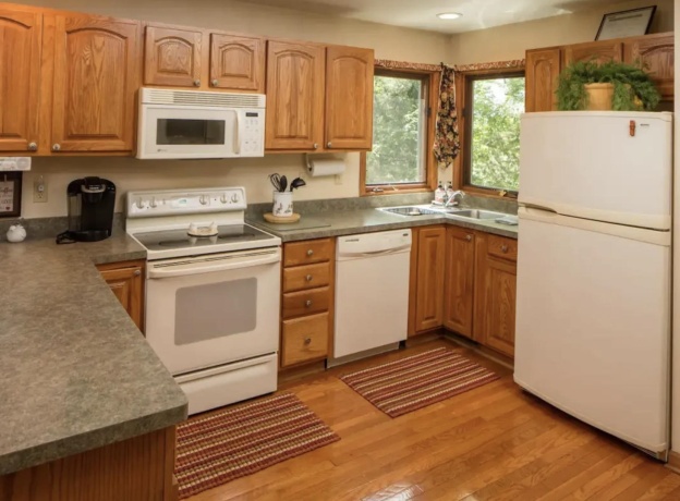 2 Cumberland, GALENA, Illinois 61036, 3 Bedrooms Bedrooms, ,3 BathroomsBathrooms,House,For Sale,Cumberland,202602021