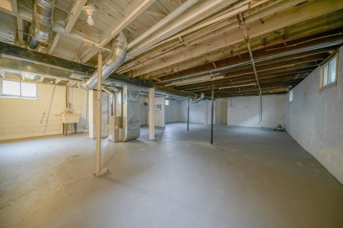 1428 North, ROCKFORD, Illinois 61103, 3 Bedrooms Bedrooms, ,2 BathroomsBathrooms,House,For Sale,North,202600885