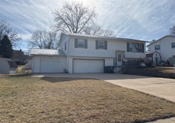 1841 Revere, FREEPORT, Illinois 61032, 3 Bedrooms Bedrooms, ,2 BathroomsBathrooms,House,For Sale,Revere,202507516