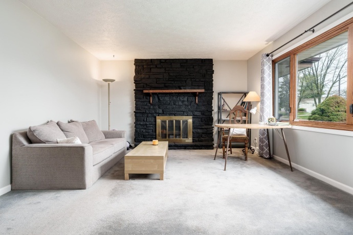 4420 HARVEST, LOVES PARK, Illinois 61111, 3 Bedrooms Bedrooms, ,1 BathroomBathrooms,House,For Sale,HARVEST,202602027