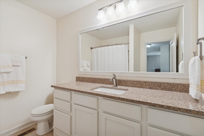 12310 Empire, LOVES PARK, Illinois 61111, 4 Bedrooms Bedrooms, ,2 BathroomsBathrooms,House,For Sale,Empire,202602030