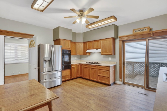 1210 Fairview, ROCKFORD, Illinois 61101, 4 Bedrooms Bedrooms, ,2 BathroomsBathrooms,House,For Sale,Fairview,202602034