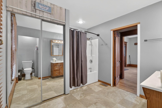 1210 Fairview, ROCKFORD, Illinois 61101, 4 Bedrooms Bedrooms, ,2 BathroomsBathrooms,House,For Sale,Fairview,202602034