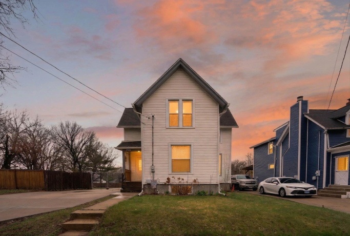 1210 Fairview, ROCKFORD, Illinois 61101, 4 Bedrooms Bedrooms, ,2 BathroomsBathrooms,House,For Sale,Fairview,202602034