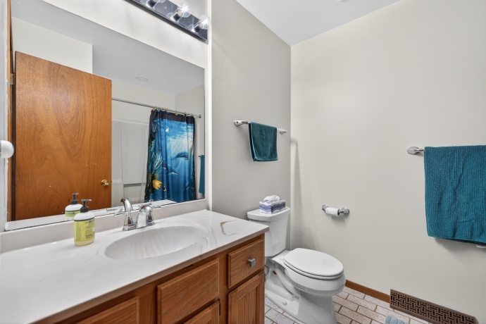 3447 BIGFOOT, ROCKFORD, Illinois 61109, 3 Bedrooms Bedrooms, ,2 BathroomsBathrooms,House,For Sale,BIGFOOT,202602036