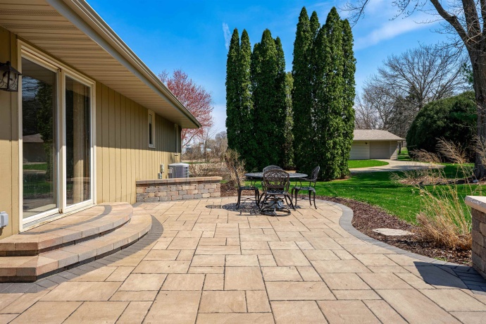 3447 BIGFOOT, ROCKFORD, Illinois 61109, 3 Bedrooms Bedrooms, ,2 BathroomsBathrooms,House,For Sale,BIGFOOT,202602036