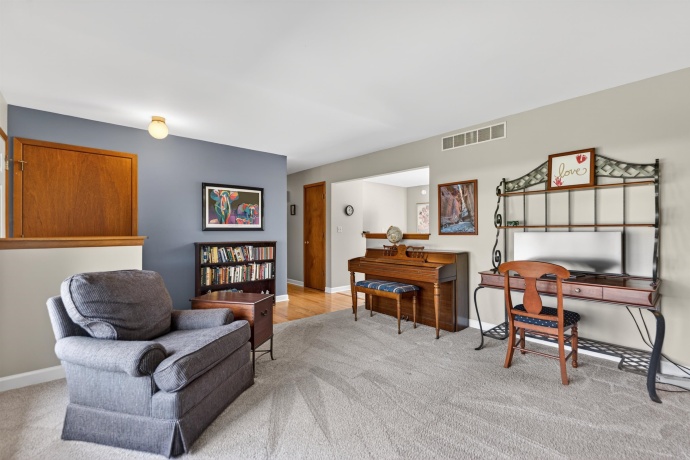 3447 BIGFOOT, ROCKFORD, Illinois 61109, 3 Bedrooms Bedrooms, ,2 BathroomsBathrooms,House,For Sale,BIGFOOT,202602036