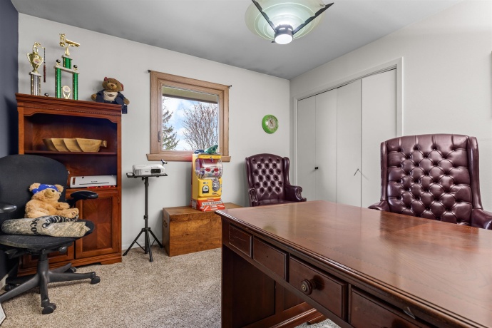 1692 Ben Franklin, ROCKFORD, Illinois 61108, 3 Bedrooms Bedrooms, ,3 BathroomsBathrooms,House,For Sale,Ben Franklin,202602037