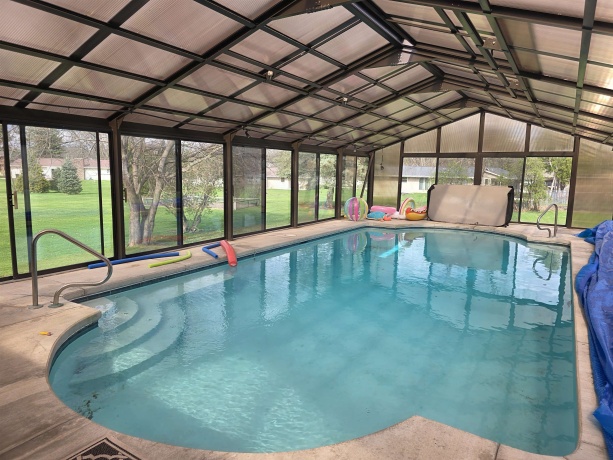 1692 Ben Franklin, ROCKFORD, Illinois 61108, 3 Bedrooms Bedrooms, ,3 BathroomsBathrooms,House,For Sale,Ben Franklin,202602037