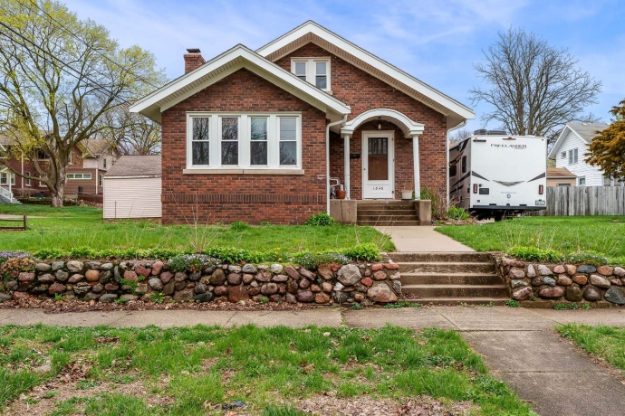 1846 2nd, ROCKFORD, Illinois 61104, 3 Bedrooms Bedrooms, ,2 BathroomsBathrooms,House,For Sale,2nd,202602039