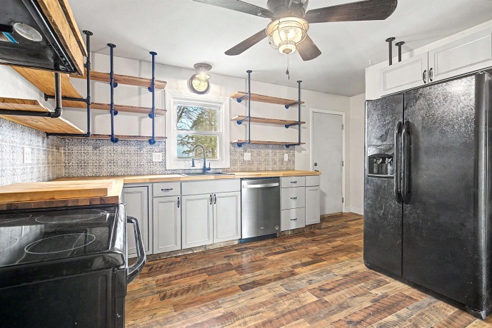 208 Garfield, PEARL CITY, Illinois 61062, 3 Bedrooms Bedrooms, ,1 BathroomBathrooms,House,For Sale,Garfield,202602040