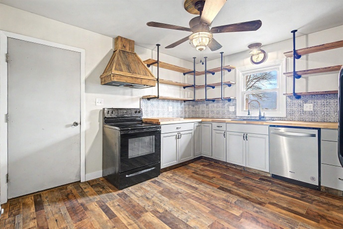 208 Garfield, PEARL CITY, Illinois 61062, 3 Bedrooms Bedrooms, ,1 BathroomBathrooms,House,For Sale,Garfield,202602040