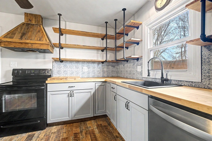 208 Garfield, PEARL CITY, Illinois 61062, 3 Bedrooms Bedrooms, ,1 BathroomBathrooms,House,For Sale,Garfield,202602040