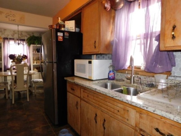 1228 Sherman, ROCKFORD, Illinois 61101, 2 Bedrooms Bedrooms, ,2 BathroomsBathrooms,House,For Sale,Sherman,202602041