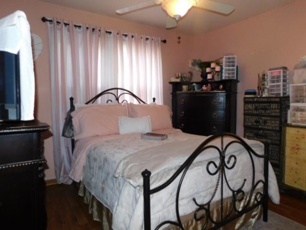 1228 Sherman, ROCKFORD, Illinois 61101, 2 Bedrooms Bedrooms, ,2 BathroomsBathrooms,House,For Sale,Sherman,202602041