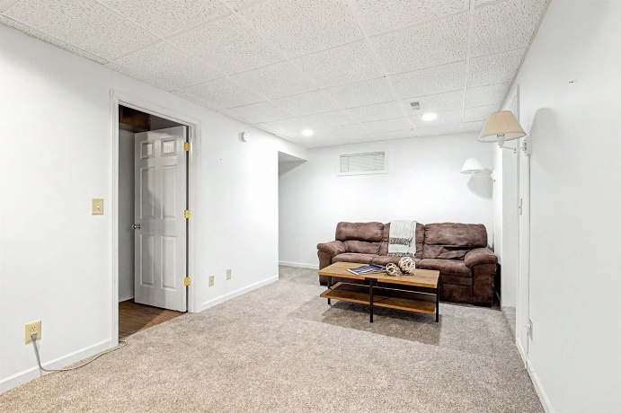 26-58 Blackwood, LAKE CARROLL, Illinois 61046, 4 Bedrooms Bedrooms, ,3 BathroomsBathrooms,House,For Sale,Blackwood,202602042