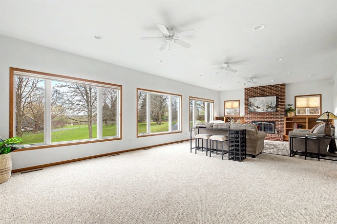 26-58 Blackwood, LAKE CARROLL, Illinois 61046, 4 Bedrooms Bedrooms, ,3 BathroomsBathrooms,House,For Sale,Blackwood,202602042