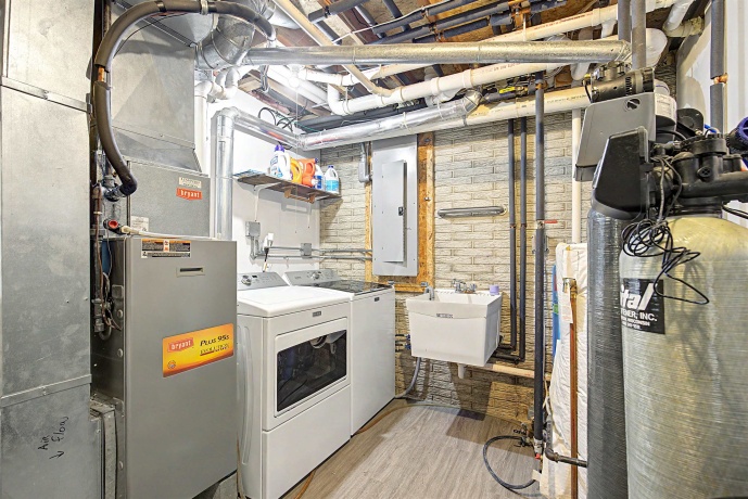 26-58 Blackwood, LAKE CARROLL, Illinois 61046, 4 Bedrooms Bedrooms, ,3 BathroomsBathrooms,House,For Sale,Blackwood,202602042