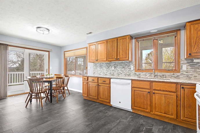 26-58 Blackwood, LAKE CARROLL, Illinois 61046, 4 Bedrooms Bedrooms, ,3 BathroomsBathrooms,House,For Sale,Blackwood,202602042