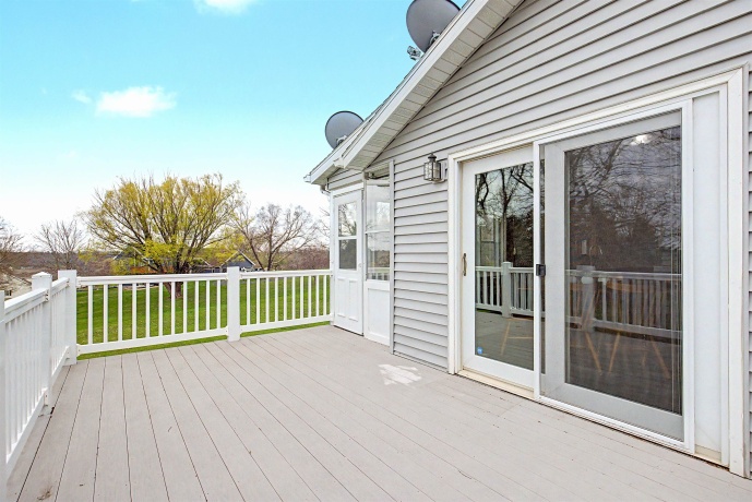 26-58 Blackwood, LAKE CARROLL, Illinois 61046, 4 Bedrooms Bedrooms, ,3 BathroomsBathrooms,House,For Sale,Blackwood,202602042