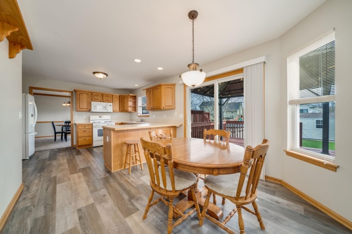 912 Oak Creek, GENOA, Illinois 60135, 3 Bedrooms Bedrooms, ,3 BathroomsBathrooms,House,For Sale,Oak Creek,202602043