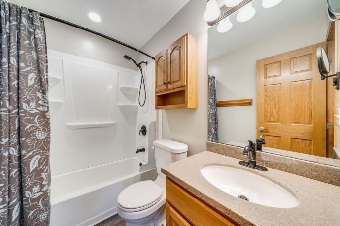 912 Oak Creek, GENOA, Illinois 60135, 3 Bedrooms Bedrooms, ,3 BathroomsBathrooms,House,For Sale,Oak Creek,202602043