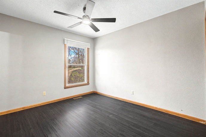 10 Cayuga, GALENA, Illinois 61036, 3 Bedrooms Bedrooms, ,3 BathroomsBathrooms,House,For Sale,Cayuga,202602044