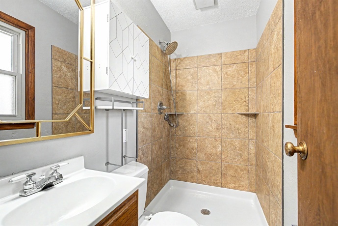 10 Cayuga, GALENA, Illinois 61036, 3 Bedrooms Bedrooms, ,3 BathroomsBathrooms,House,For Sale,Cayuga,202602044