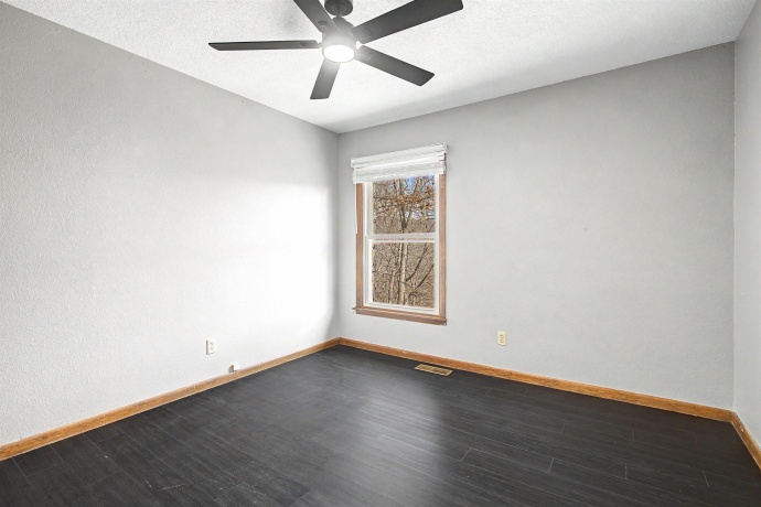 10 Cayuga, GALENA, Illinois 61036, 3 Bedrooms Bedrooms, ,3 BathroomsBathrooms,House,For Sale,Cayuga,202602044