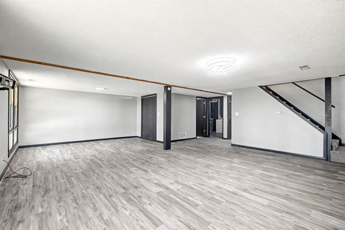 10 Cayuga, GALENA, Illinois 61036, 3 Bedrooms Bedrooms, ,3 BathroomsBathrooms,House,For Sale,Cayuga,202602044