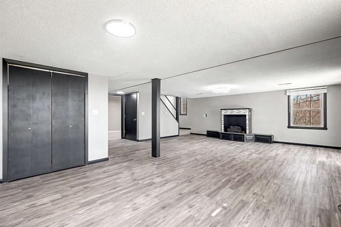 10 Cayuga, GALENA, Illinois 61036, 3 Bedrooms Bedrooms, ,3 BathroomsBathrooms,House,For Sale,Cayuga,202602044