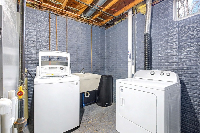 10 Cayuga, GALENA, Illinois 61036, 3 Bedrooms Bedrooms, ,3 BathroomsBathrooms,House,For Sale,Cayuga,202602044