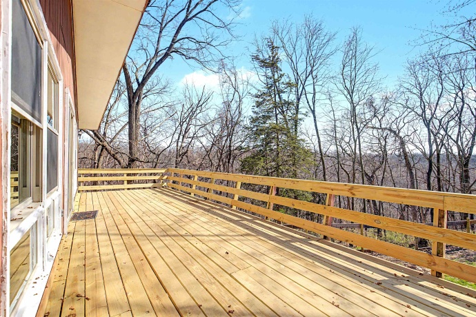 10 Cayuga, GALENA, Illinois 61036, 3 Bedrooms Bedrooms, ,3 BathroomsBathrooms,House,For Sale,Cayuga,202602044