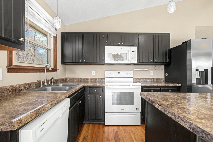 10 Cayuga, GALENA, Illinois 61036, 3 Bedrooms Bedrooms, ,3 BathroomsBathrooms,House,For Sale,Cayuga,202602044